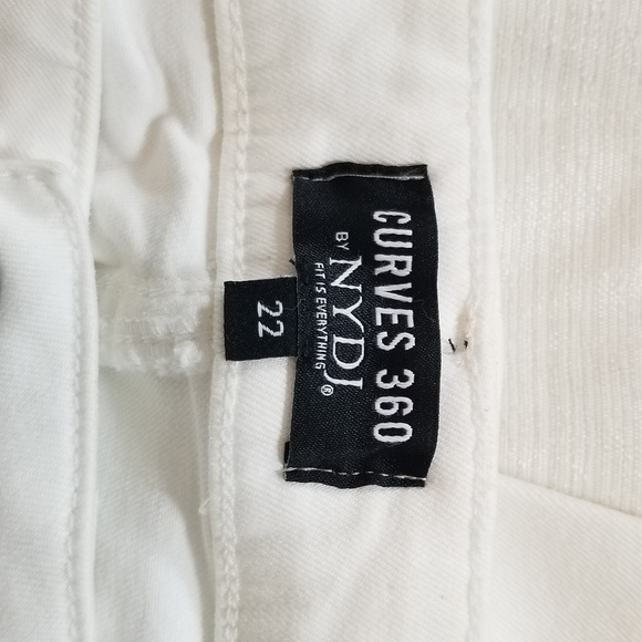 NYDJ White Curves 360 Jeans Embroidered Side Vent - Picture 9 of 12